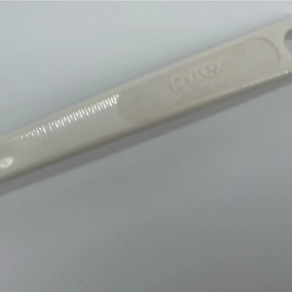 Pyrex White Plastic Cooking Spoon Ladle With Hanging Hole For Kitchen Use 2109-1